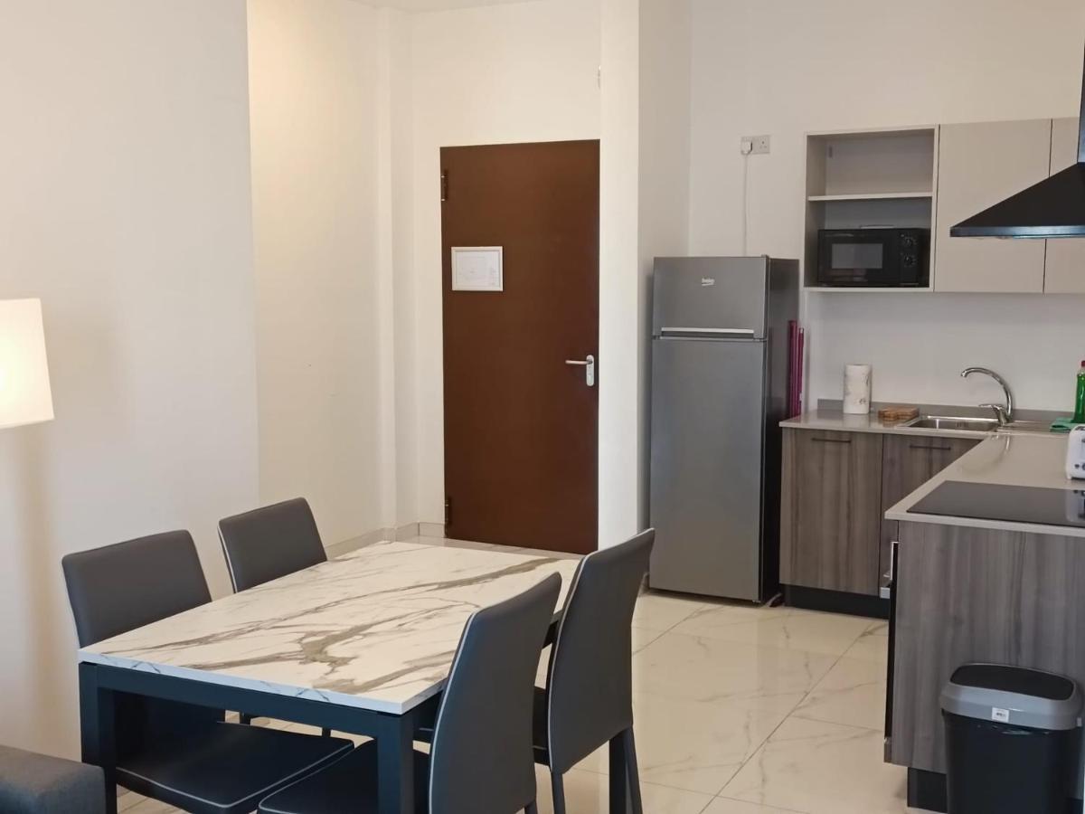 Blu-M Central Qormi Ngoại thất bức ảnh