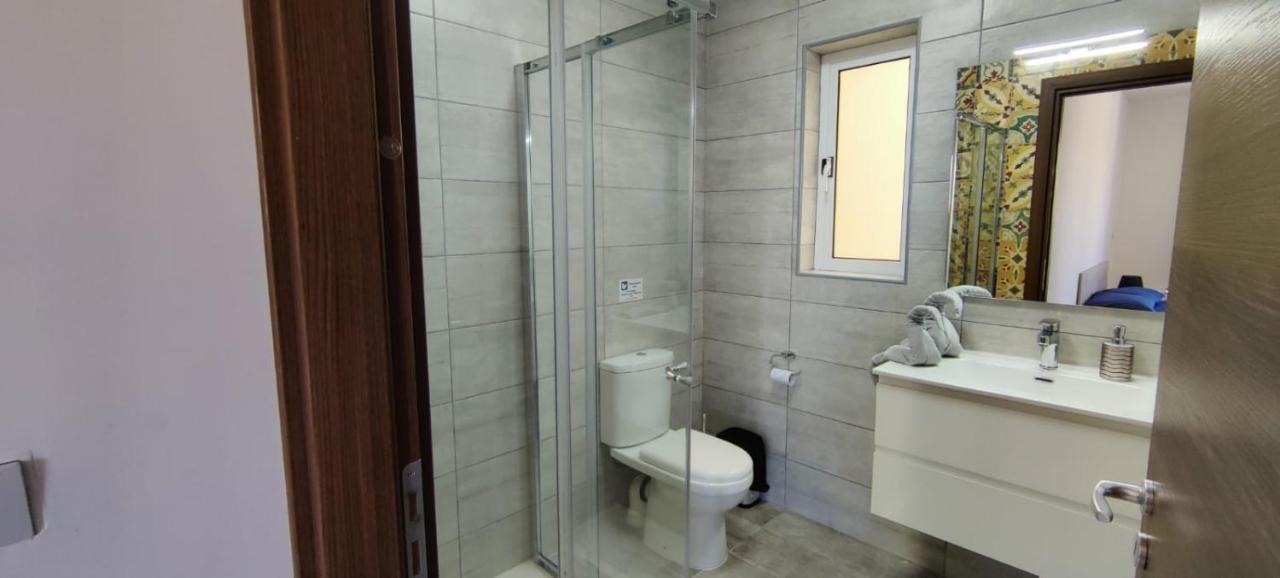 Blu-M Central Qormi Ngoại thất bức ảnh